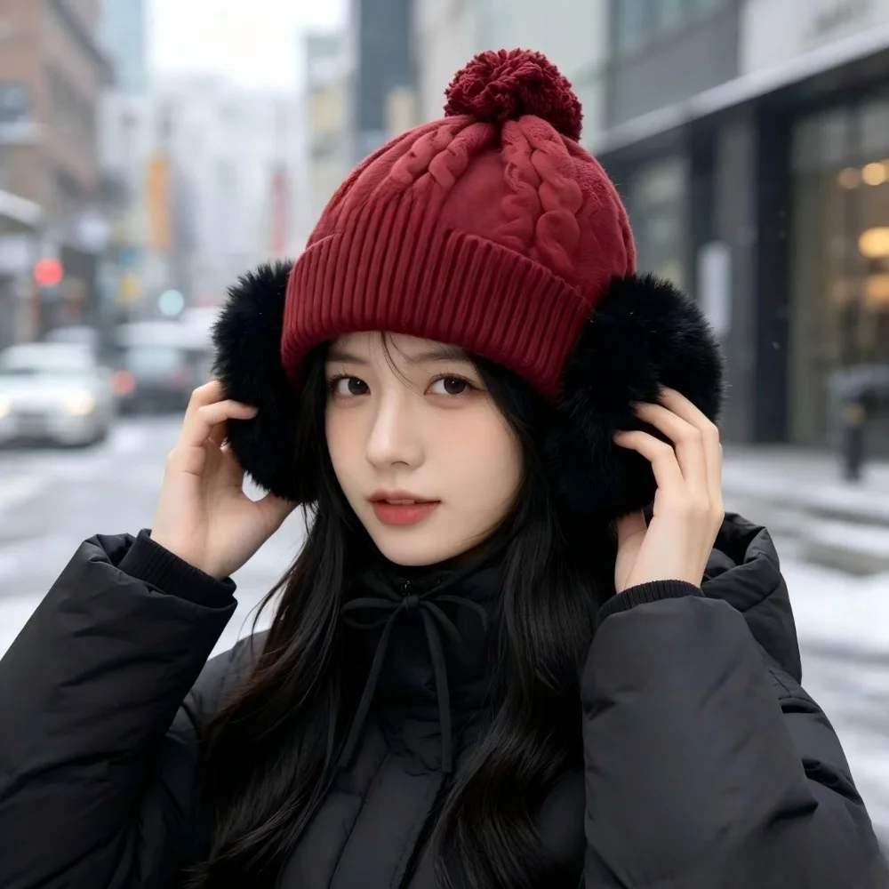 Faux Fur Ear Flaps Cable Knit Trapper Hat Thick Warm Lining Face Slimming Design Pom Pom Knit Hat Pull On Style