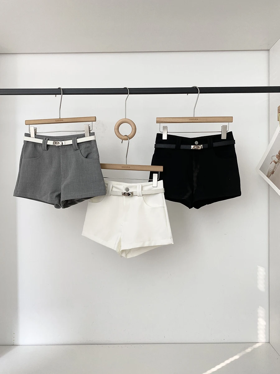 

Spring 2026 High Waist Wide Leg Pants Women's Casual Pure Color Slimming Short Shorts Korean Style Premium Feel Elegant