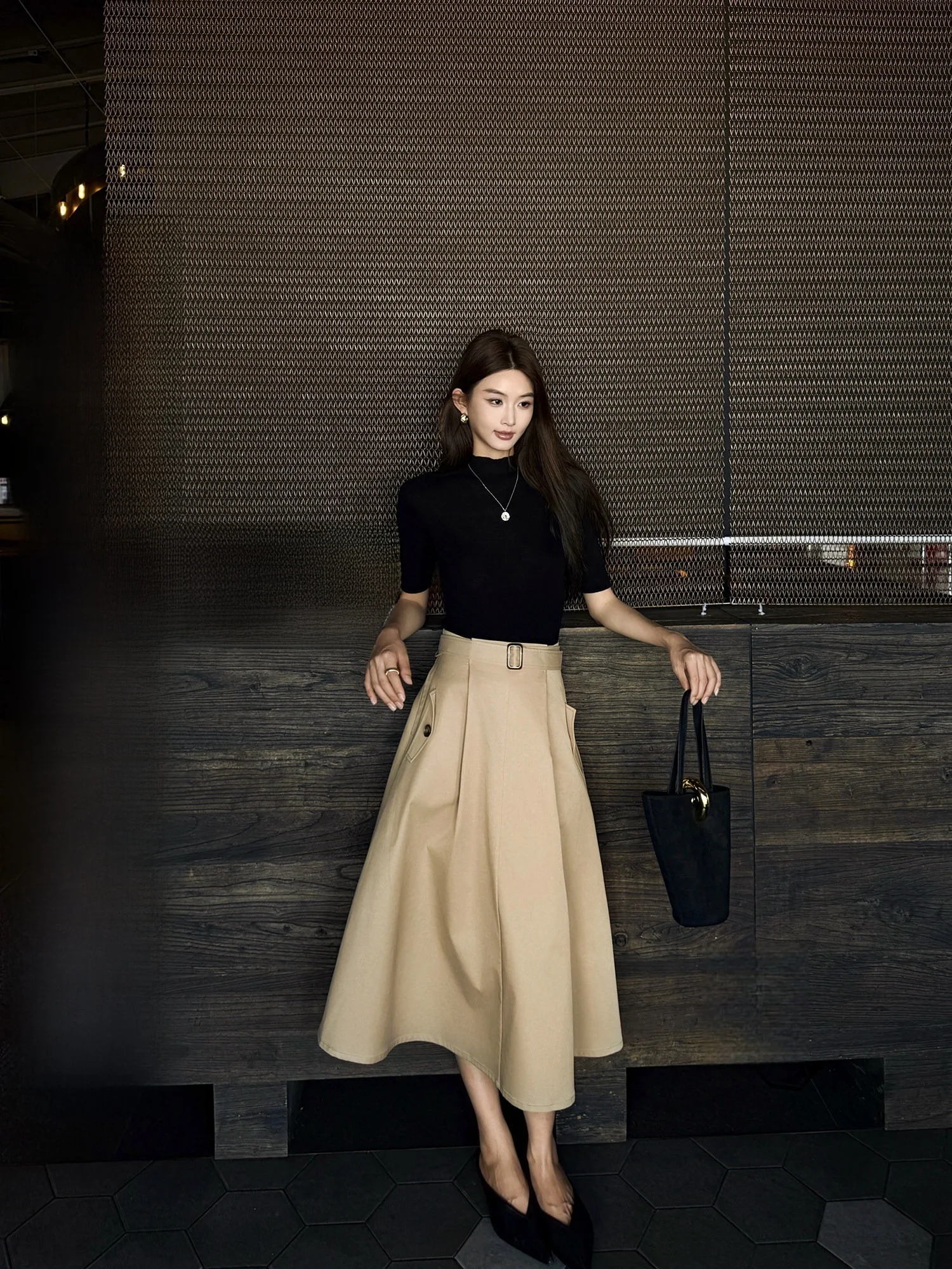 High Waist Slimming Kaki Color Long Skirt Women's Fashion Autumn New Style Half Body Skirt High Waist Design Polyester Fiber