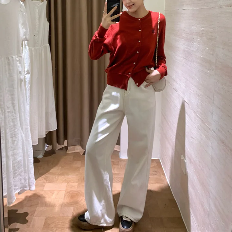 8212 Cárdigan bordado con letras blancas otoño nuevo estilo coreano mezcla de lana fresca cuello redondo botón cintura Top