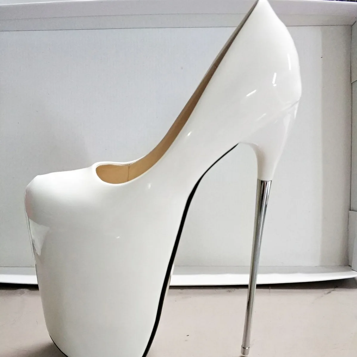 Seksowne szpilki 19cm 22cm Ekstremalnie wysokie obcasy Platformy Czółenka Damskie Lakierowane Czerwone Zielone Buty na obcasie Ślubne Imprezowe Buty do tańca striptizera Rozmiar 50