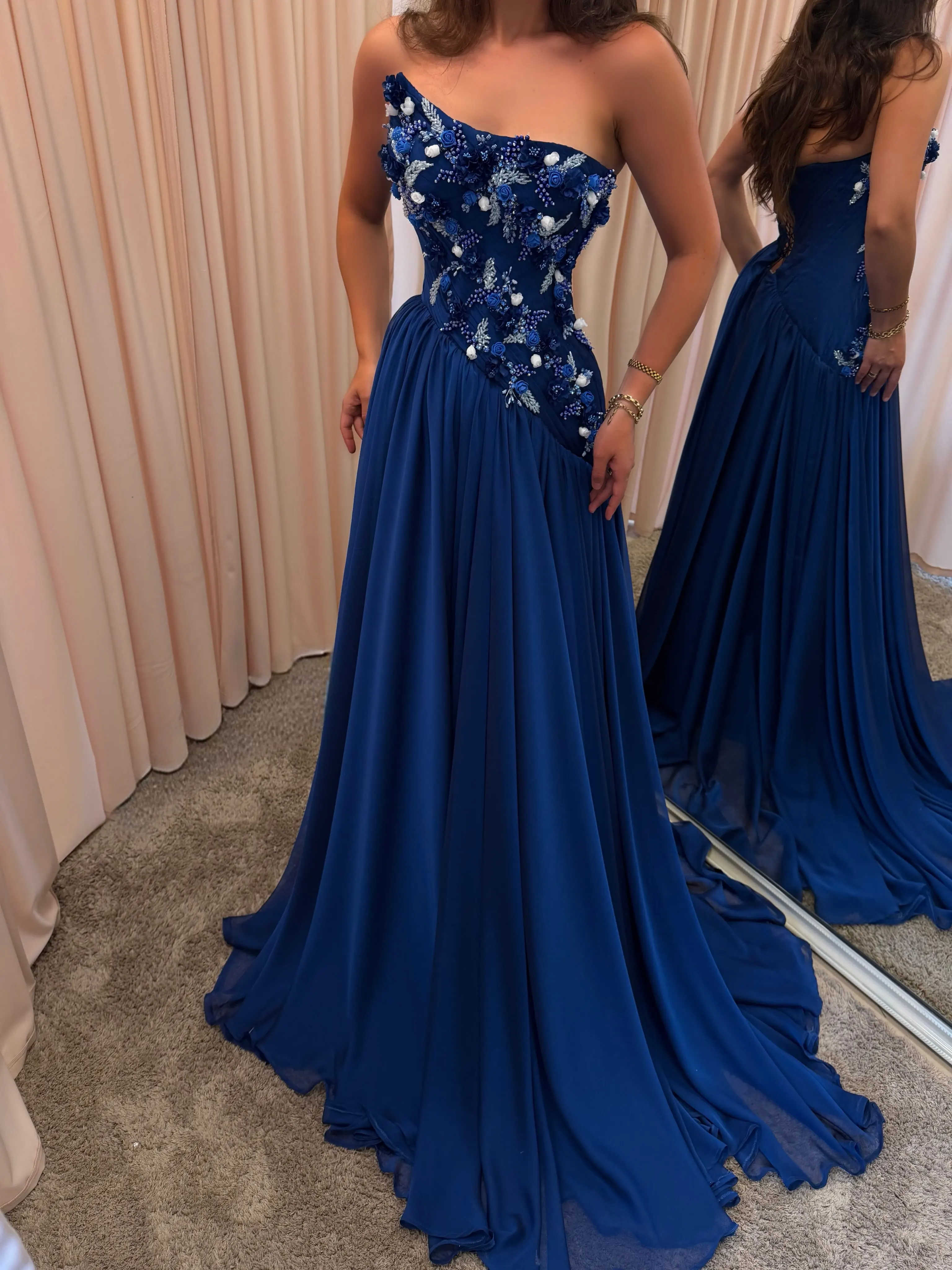Customized Elegant Blue A-Line Strapless Evening Dresses Handmade Chest Beads Flowers Pearls Sweep Train Chiffon Prom Dresses
