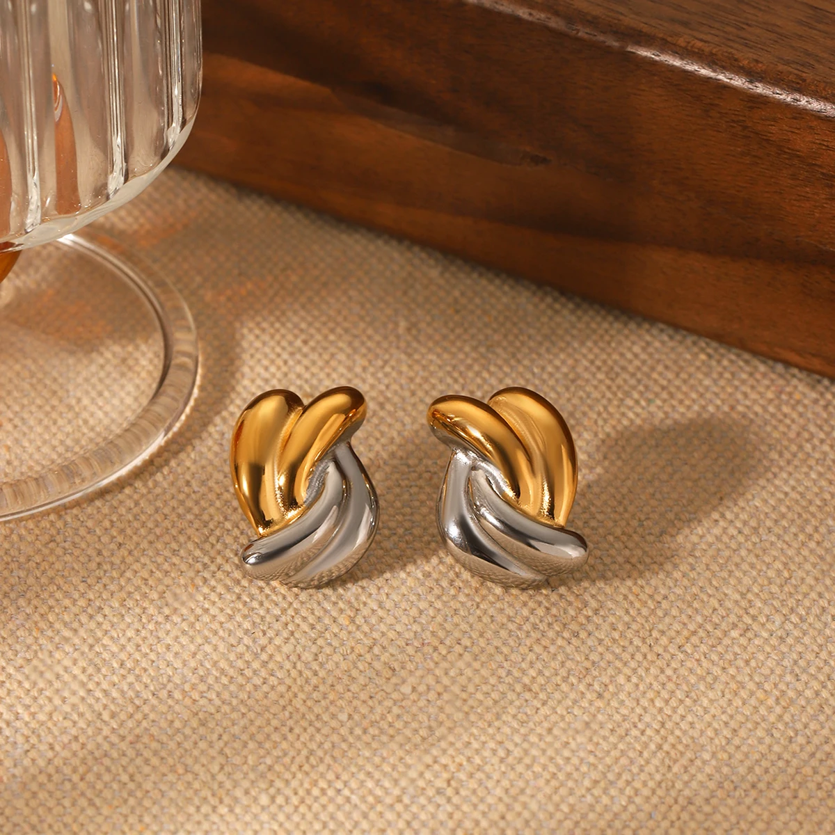 

New Gold And Silver Mixed Two Tone Stainless Steel Earrings Waterproof Hypoallergenic 2025 New Simple Earrings Party Jewelry