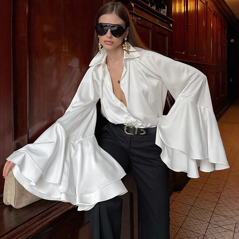 Tornova, camisa blanca elegante de satén para ir al trabajo, blusas de moda de manga larga acampanadas para mujer, camisa femenina con botones nuevos elegantes de primavera 2026
