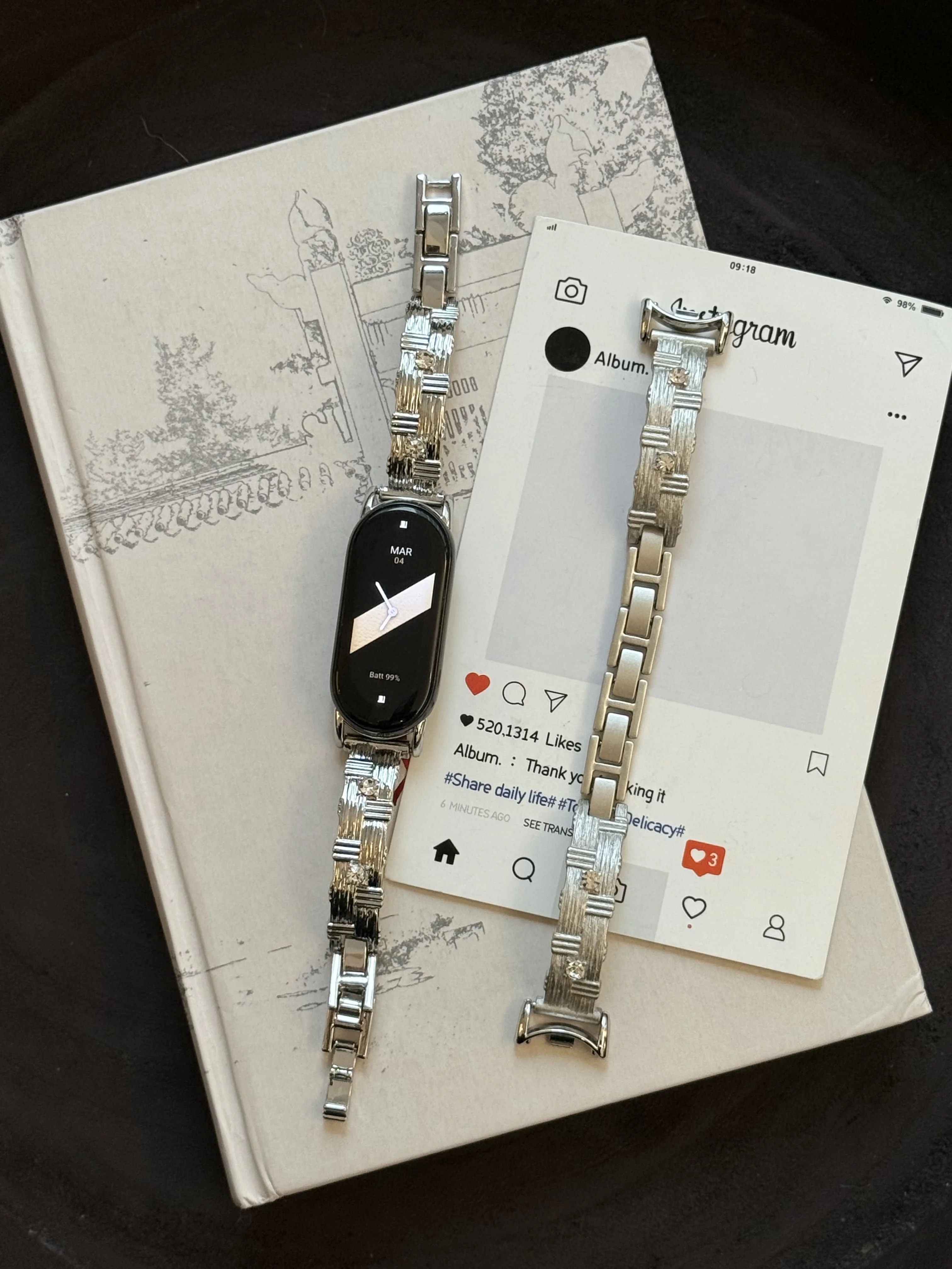 

Irregular diamond studded watch strap suitable Xiaomi Band 8Pro/9Pro，For Mi band 3/4/5/6/7，8/8NFC/9/9NFC/10/10NFC，For Redmi Watc