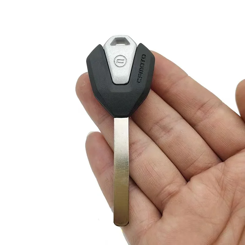 For CFMOTO 250SR/300SR 250NK/300NK 450SR 650MT/GT 700CLX 800NK/MT Original factory new key blank key embryo