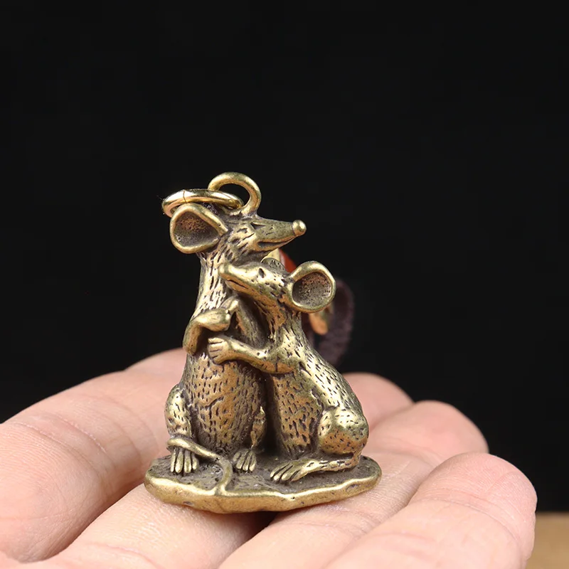 Vintage Brass Solid Zodiac Rat Lovely Lanyanrd Keychain Pendant Mother\'s Day Baby Hug Mommy Statue Car Key Chains Hanging Gifts