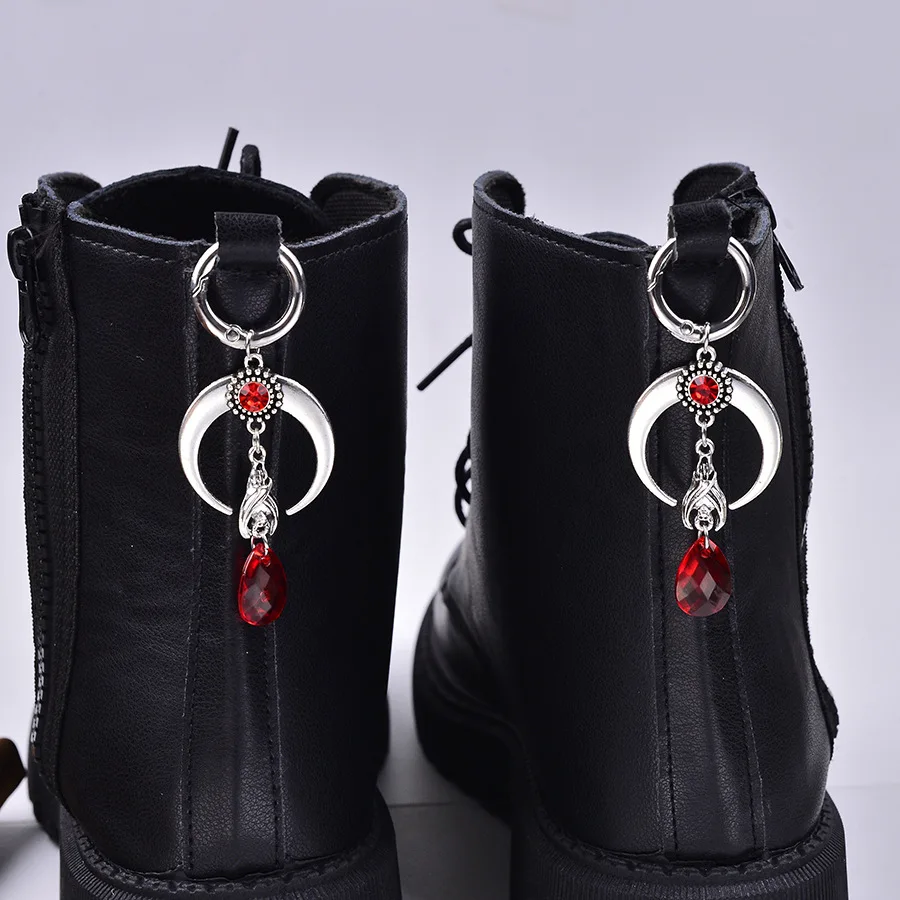 accesorios-diy-nuevo-llavero-de-cadena-para-zapatos-personalizado-accesorios-colgantes-diy-colgante-de-moda-exagerado-de-murcielago-vampiro-oscuro-y-luna