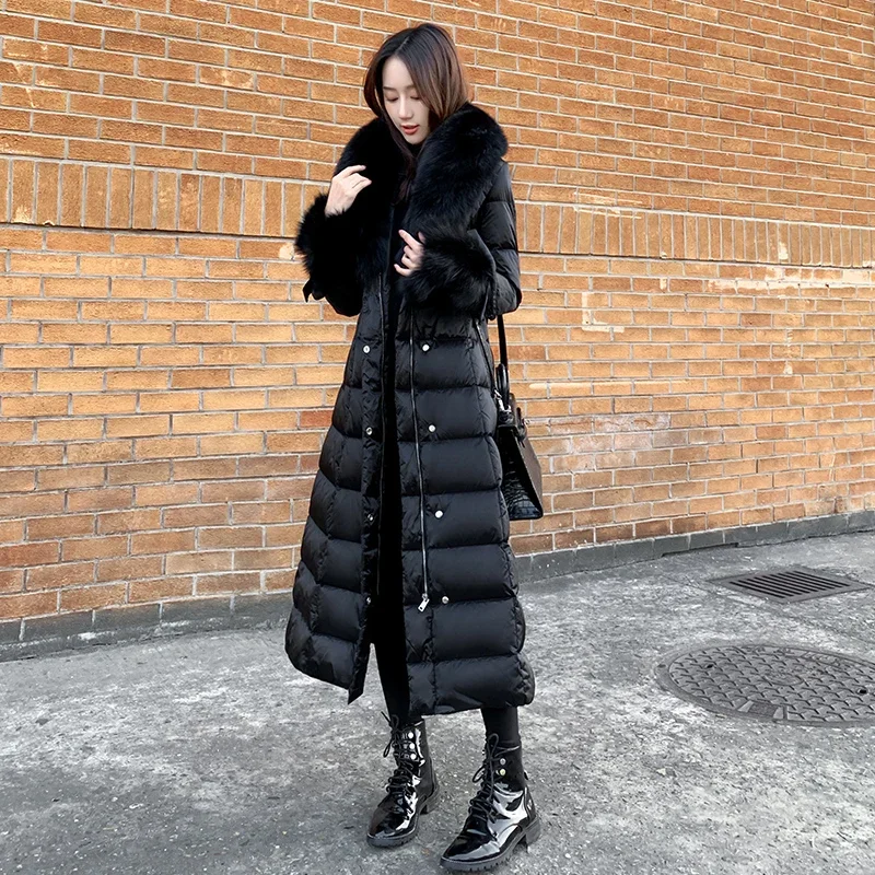 2023 Winter New Fashion Women Down Jacket with Black Large Fur Neck Slim Fit Long Coat 90% White Duck DownThickened Women Parkas