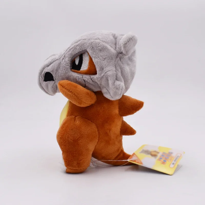 Pokemon 17cm Kawaii nadziewane zabawki obraz animowany Cubone Osselait pluszowa lalka śliczna rzuć poduszka dekoracja wnętrz prezenty urodzinowe dla dzieci