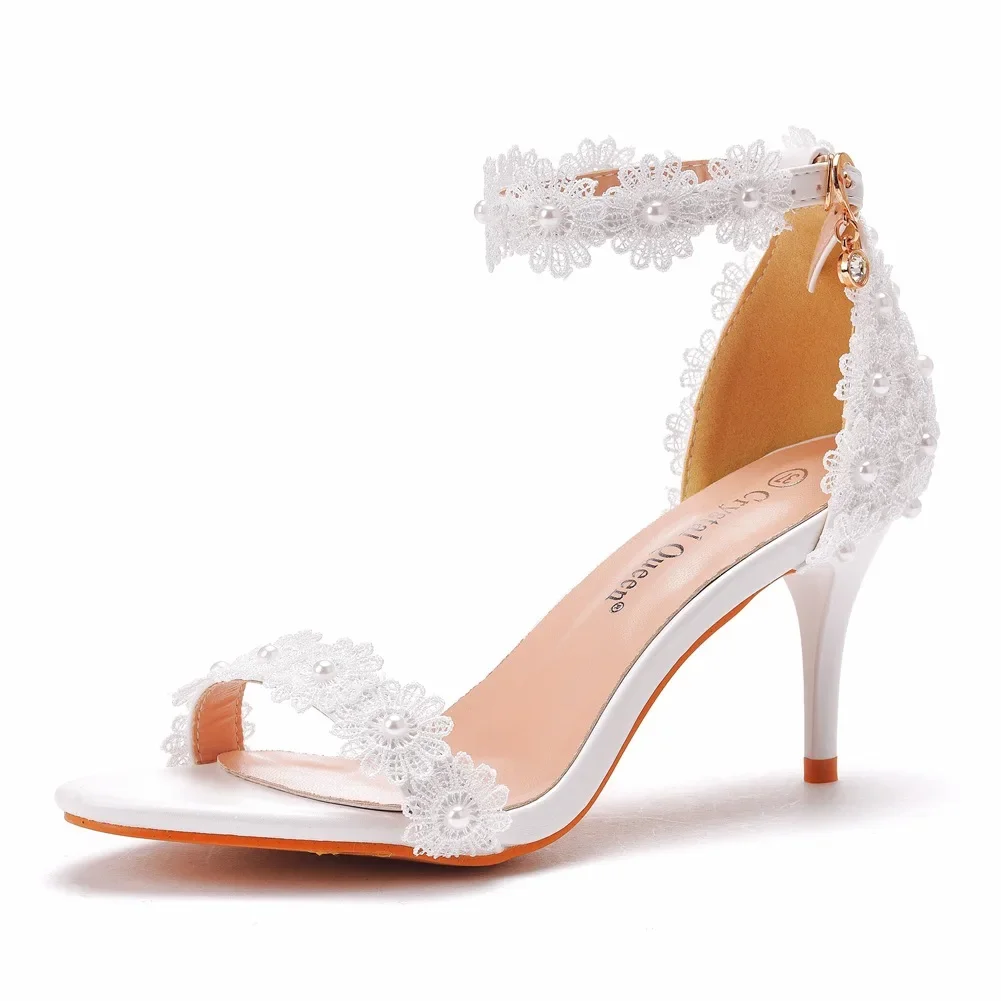 Spring New Lace Flowers Sandals Banquet Dress Bride Ankle Strap Wedding Shoes Pointed Toe Large Size High Heels for Women H0062