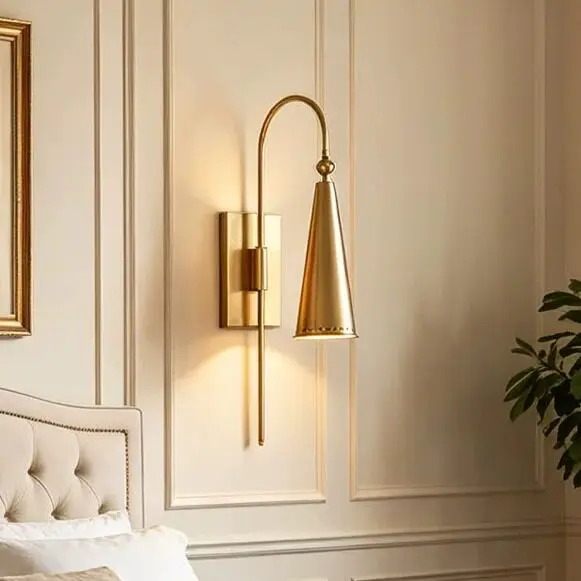 Vintage Brass Bedroom Bedside Wall Lamp Horn Adjustable Living Room Wall Lamp