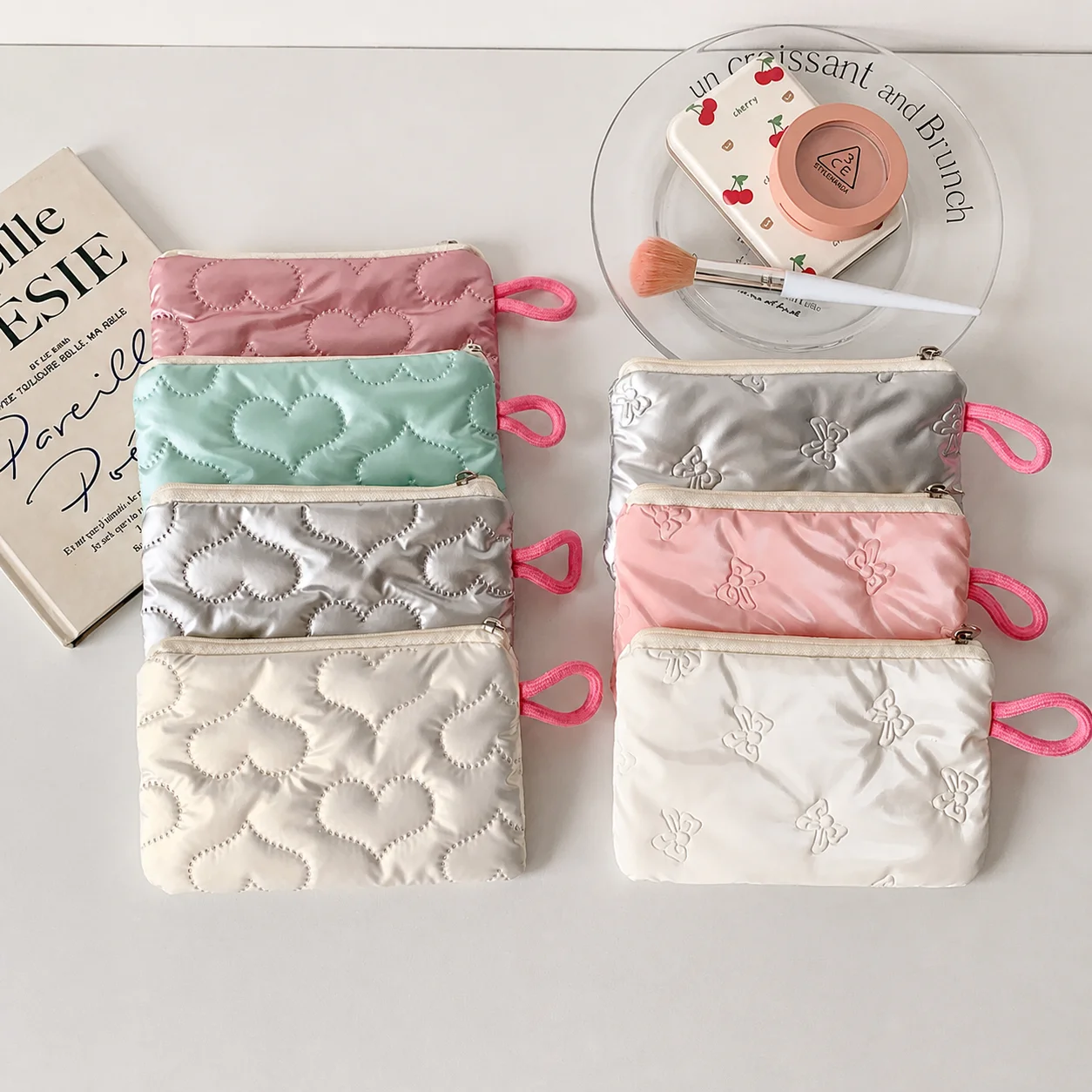 Small Change Pouch Multi-Functional Earphones Storage Bag Portable Zipper Pouch 3d Storage Bag For Earphones Storage Shopping