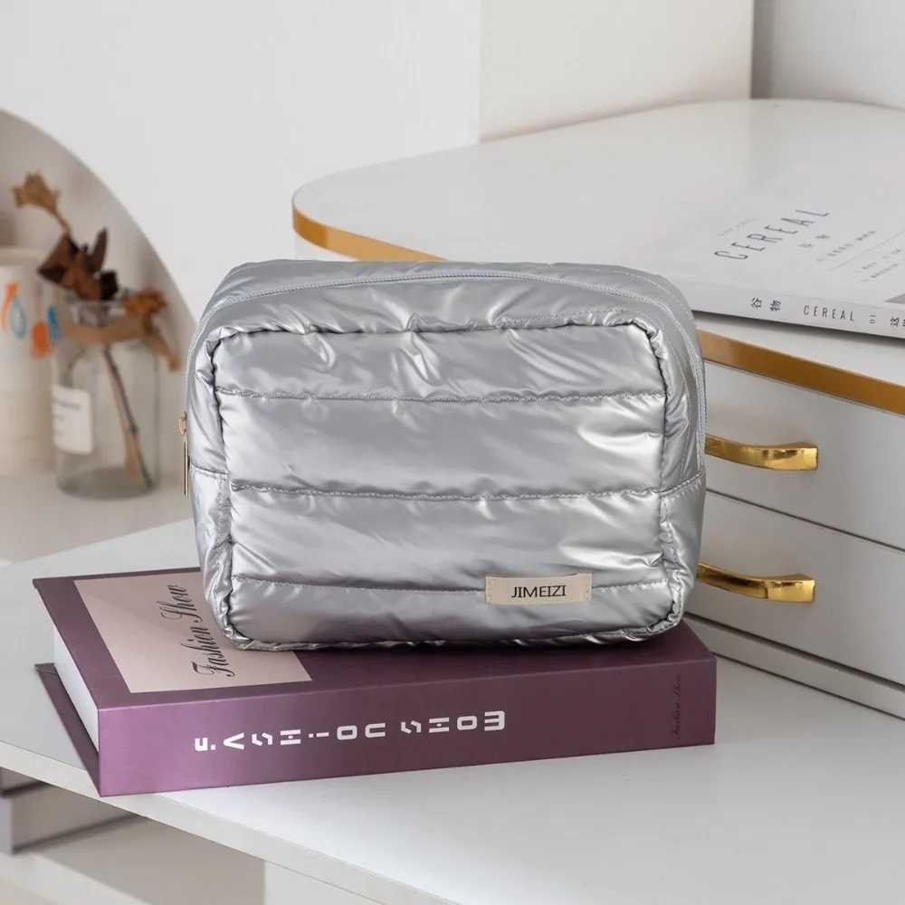 Fashion Large Capacity Travel Makeup Bag Portable Waterproof Toiletry Organizer Multifunctional Compact Storage Bag Office