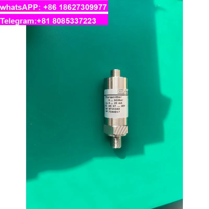 New original Chinese-made pressure transmitter, 0-600 bar, 4-20 mA, with 1-meter power cord.