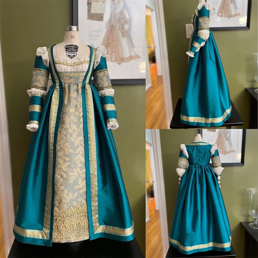 16th Century  Lucrezia Borgia Dress Italian Renaissance  Tudor Queen Elizabeth Costume Ball Gown