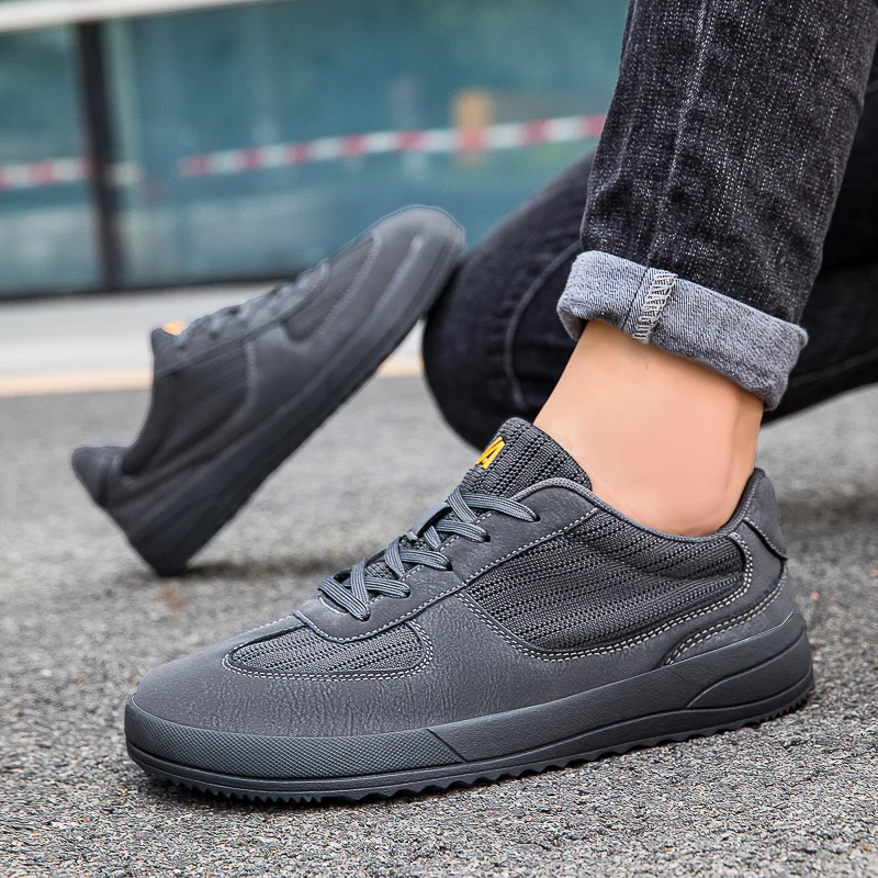 2026 Autumn New Shock-absorbing Mens Sports Shoes Stable Lightweight and Balanced Running Shoes Rebound Soft Daily Walking Shoes