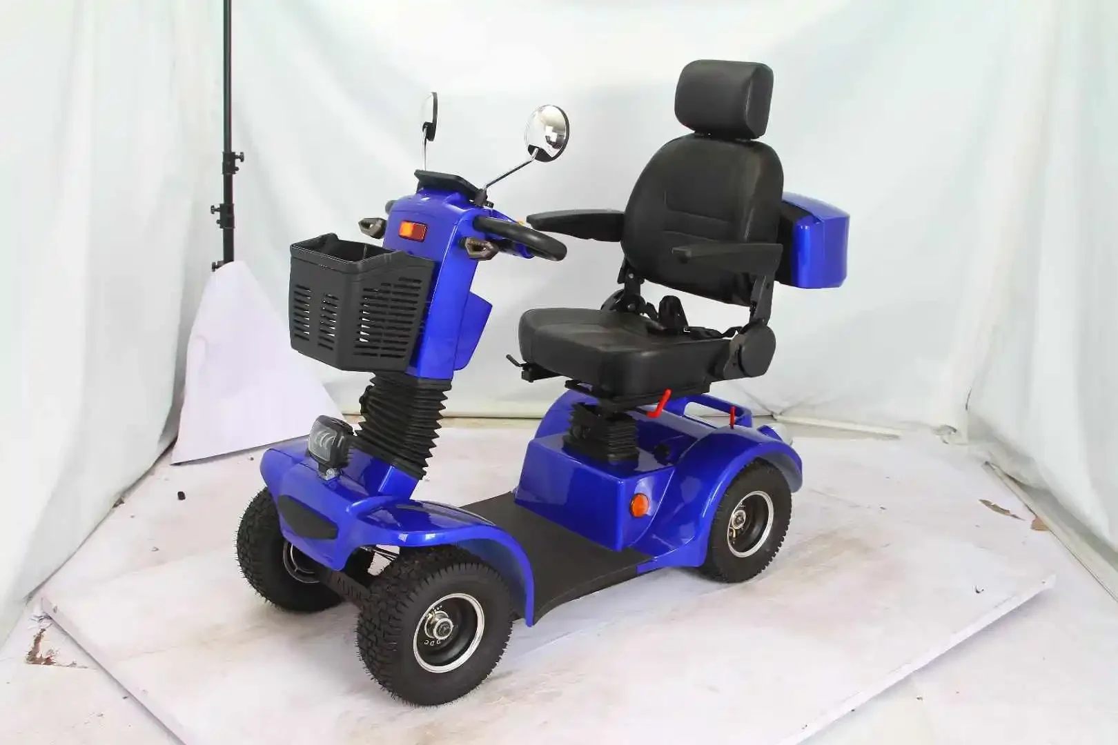 Fabriek laagste prijs 500W/800W motor vierwielige volwassen power outdoor ouderen scooter