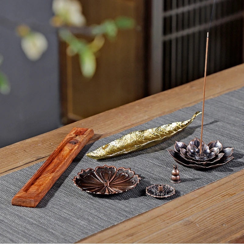 Golden Leaf Flower Pear Wood Lotus Flower Stick Incense Burner Creative Crafts Decoration Incense Holder Office Tea Ceremony 1PC