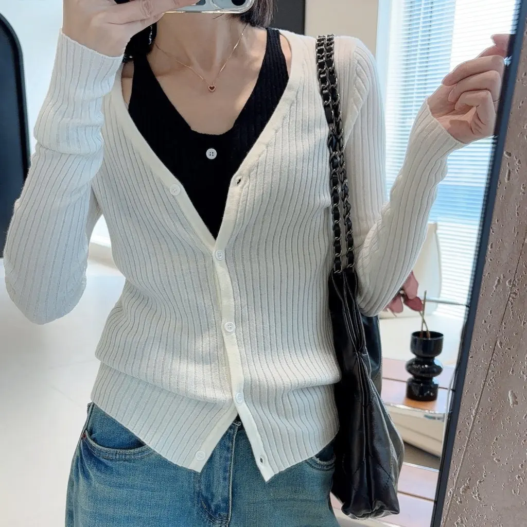 

Women's Slimming Long-Sleeved Sweater Fake Two-Piece Niche Design Elastic All-Match Top F031920