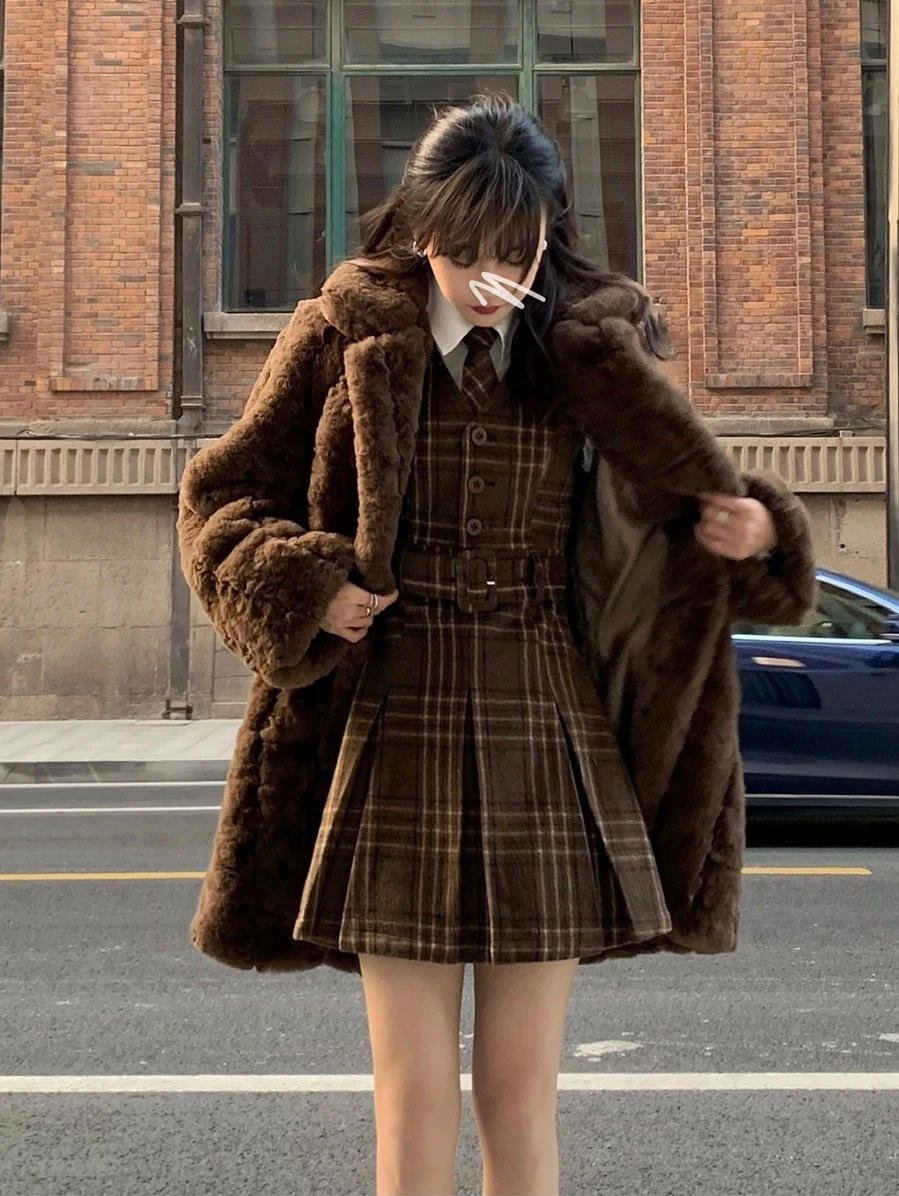 

Trendy Young Women's Winter Coat Rabbit Fur Medium Length Faionable Fluffy Outerwear Commute Sle Long Sve Regular Length