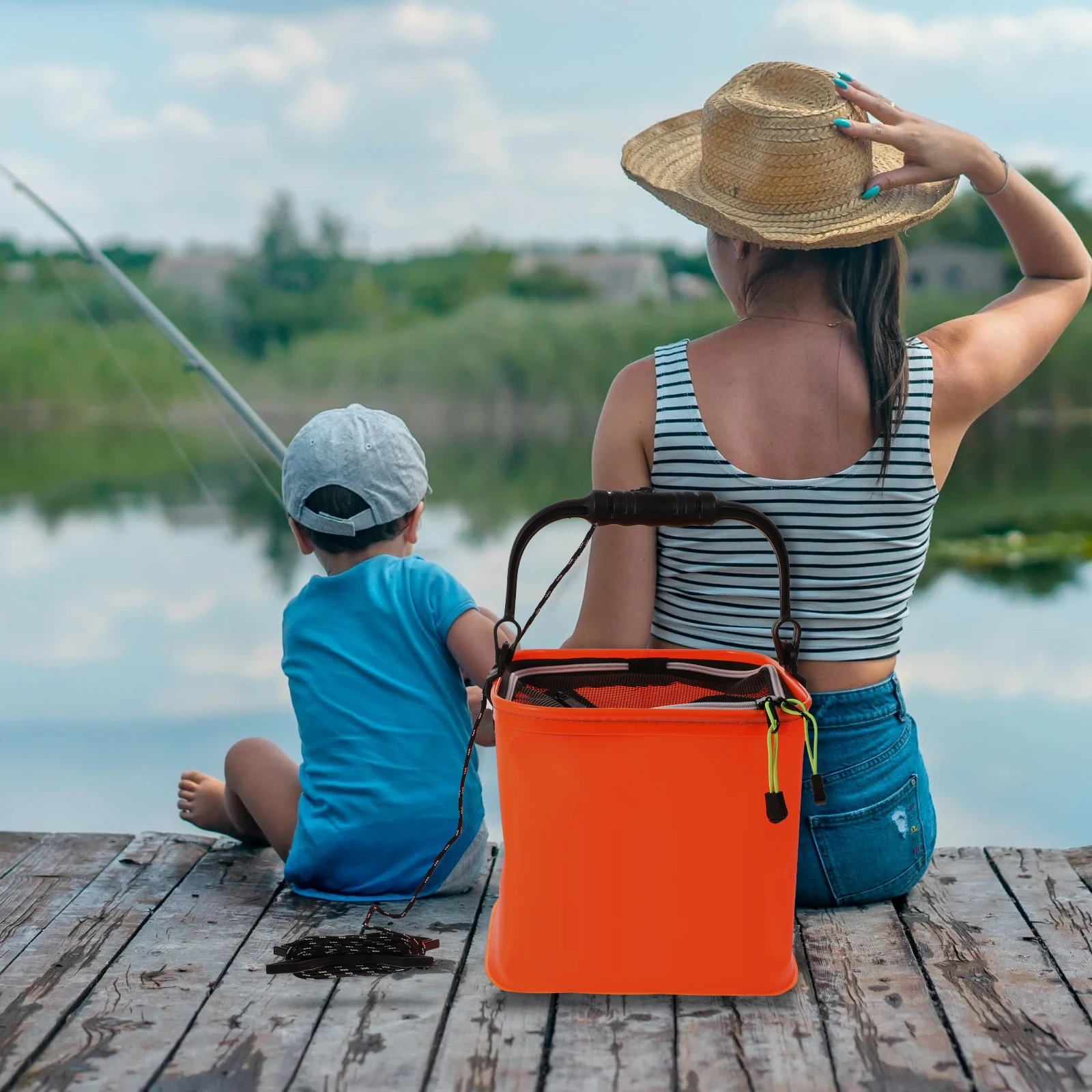 

1pc Folding Fishing Bucket Collapsible Water Container Portable Camping Bucket For Outdoor Beach Picnic Car Washing