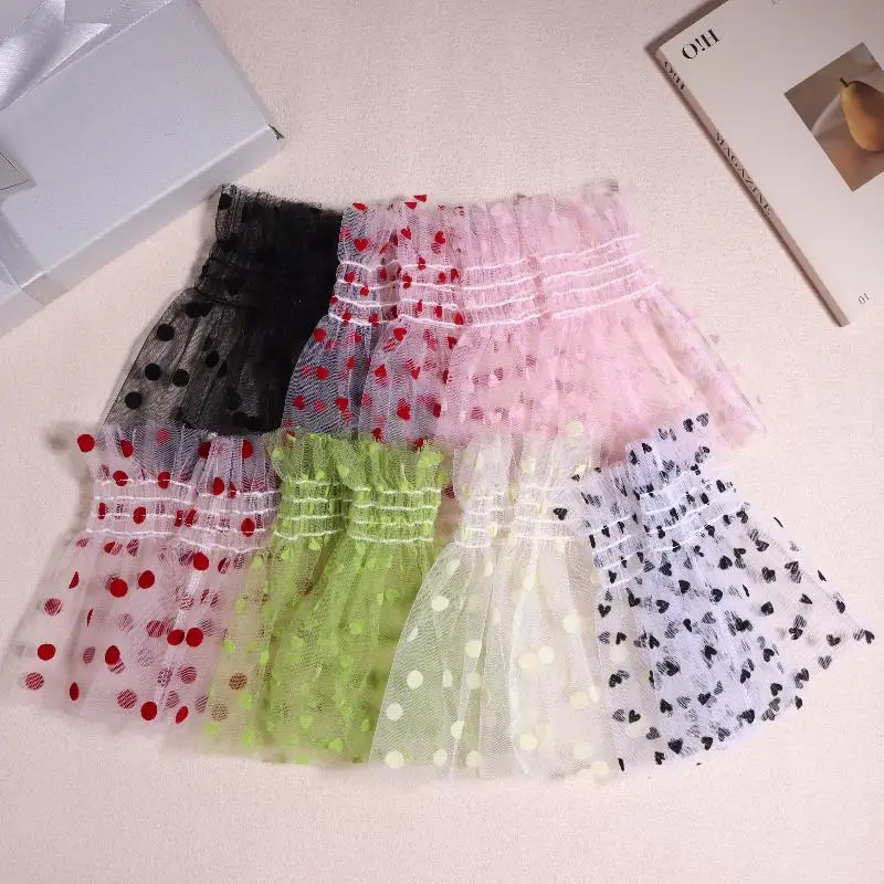 ถุงมือถ่ายภาพเล็บปลอมแบบจีบ 1 คู่ พร้อมปลอกโชว์ลายหัวใจผ้าทูลล์ สำหรับถ่ายภาพทำเล็บ