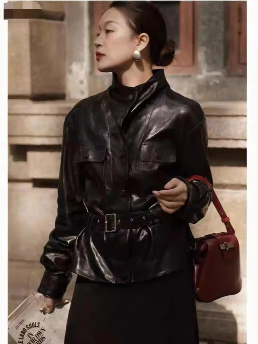 Giacca in Pelle Elegante da Donna 2026, Vestibilità Slim, Maniche a Pipistrello, Cappotto Corto con Cintura Regolabile, Nero