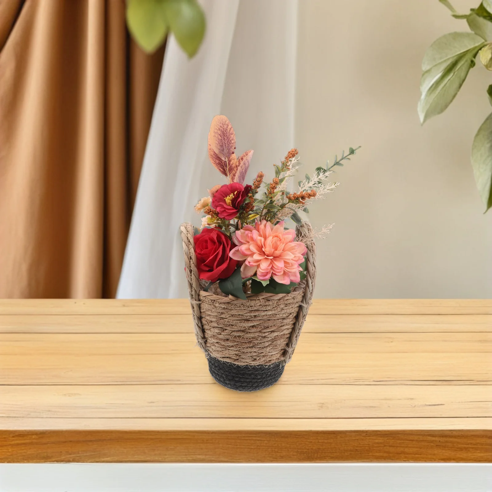 

Handwoven Flower Basket Dual Handle Natural Grass Rustic Planter Suitable for Living Room Balcony Porch Garden Decor