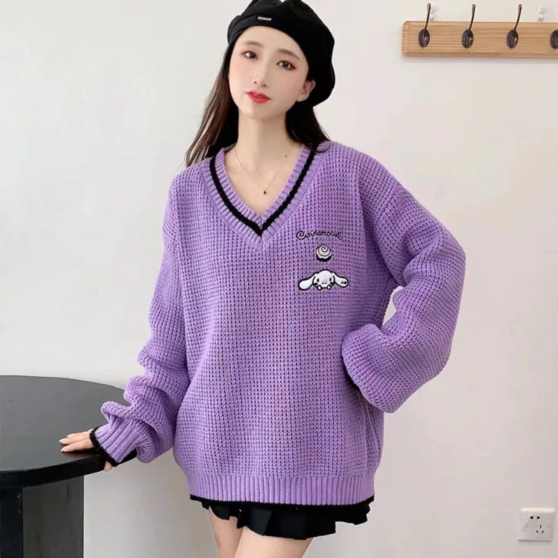 

Милый свитер Kuromi, женский свитер с v-образным вырезом, 2025 г., новый свободный осенне-зимний пуловер с рисунком Cinnamoroll, топ с вышивкой, вязаные топы