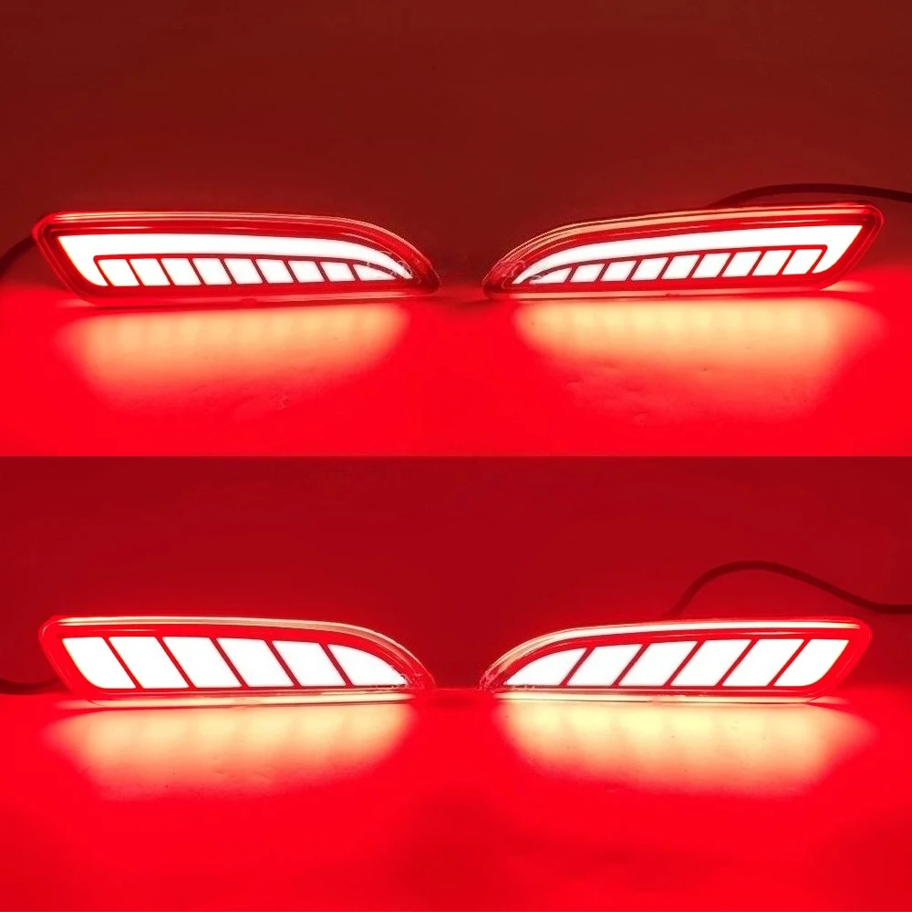 

2PCS Car LED Reflector light For Toyota Corolla Cross 2020 2021 2022 Rear Fog Lamp Bumper Brake Light Dynamic Turn Signal