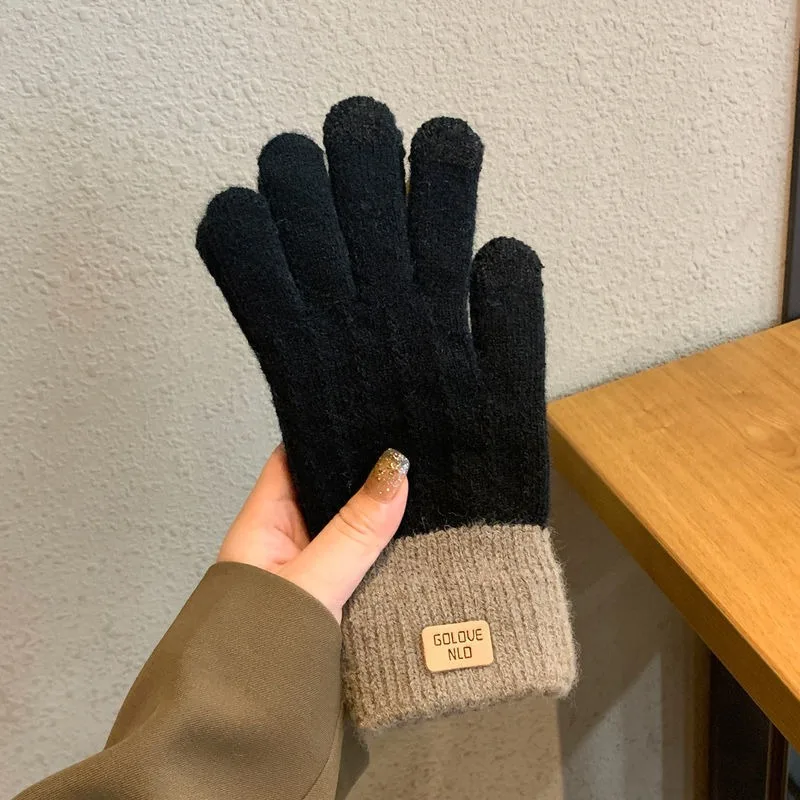 Knitted gloves for men and women, touch screen to keep warm in winter, plush wool, thickened in autumn , cold and windproof