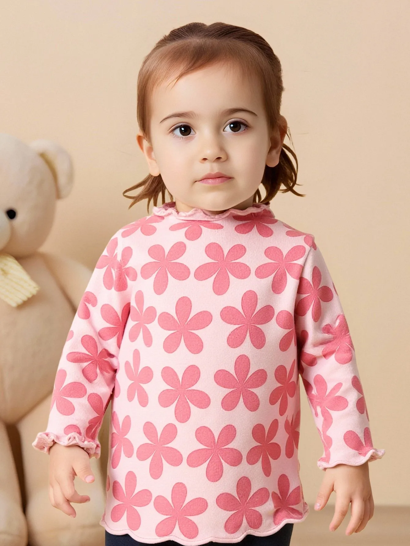 Langarm-Unterhemd mit Blumenmuster und gewelltem Ausschnitt für Babys, 2-teiliges Set für Herbst und Winter.
