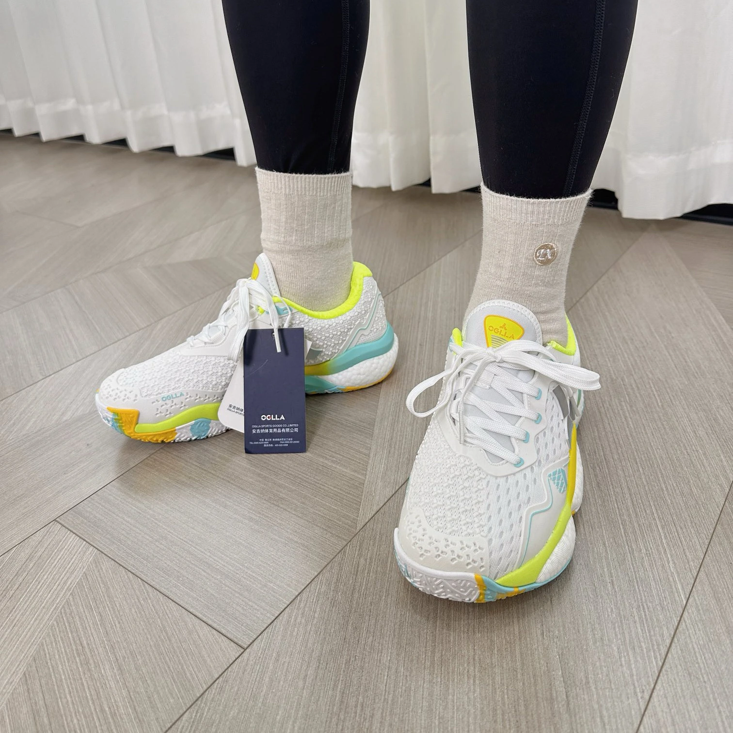 ex-anti-slip-lightweight-wear-resistant-profional-tennis-badminton-oes-sports-sneakers-couple-matching-large-sole