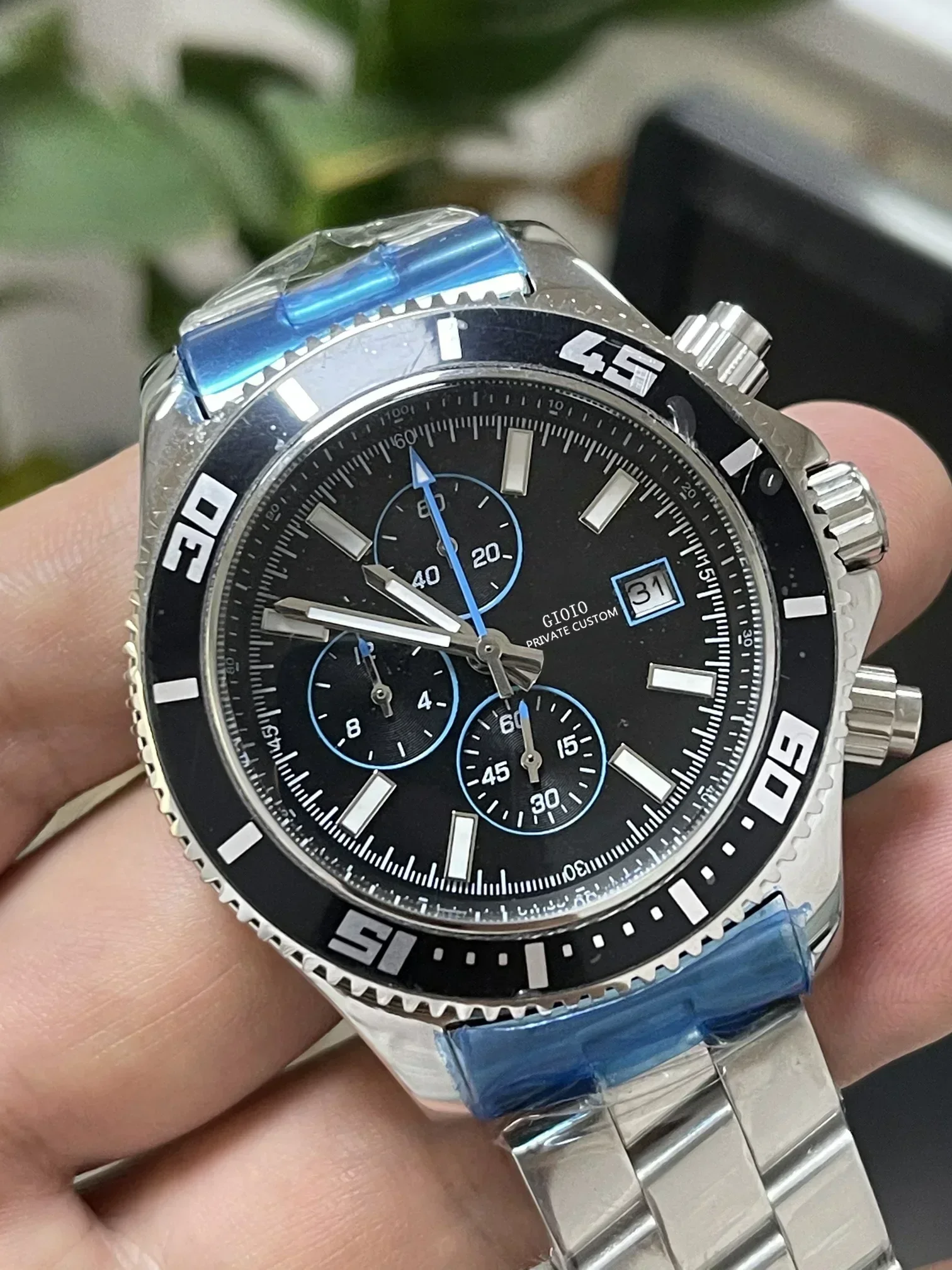 Luxury Mens Quartz Chronograph Watch Black Ceramic Bezel Stainless Steel Bracelet Luminous Sapphire 46mm