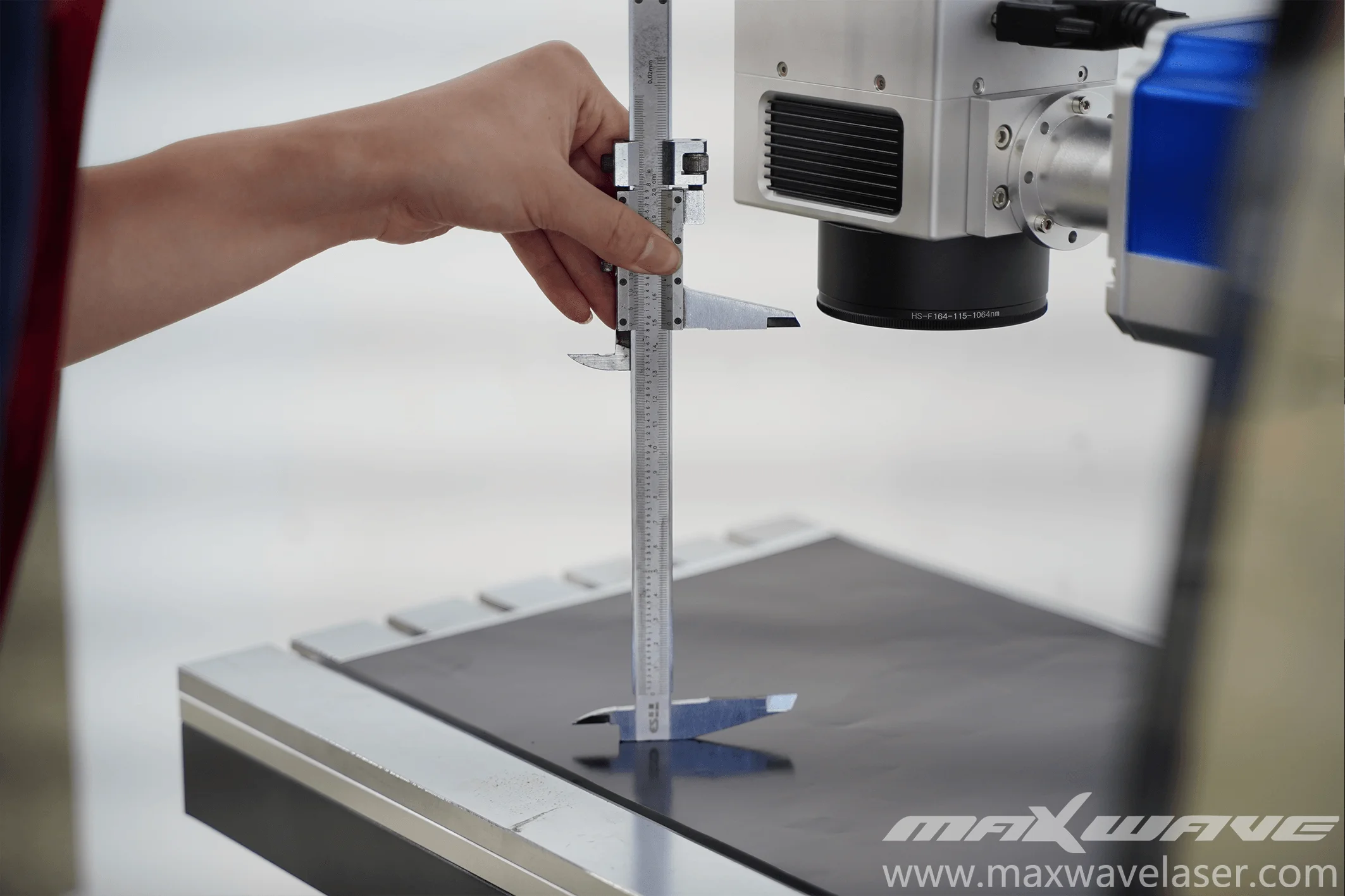 Industrial Fiber Laser Marker 20W/30W/50W - Easy Operation for Metal & Plastic Products