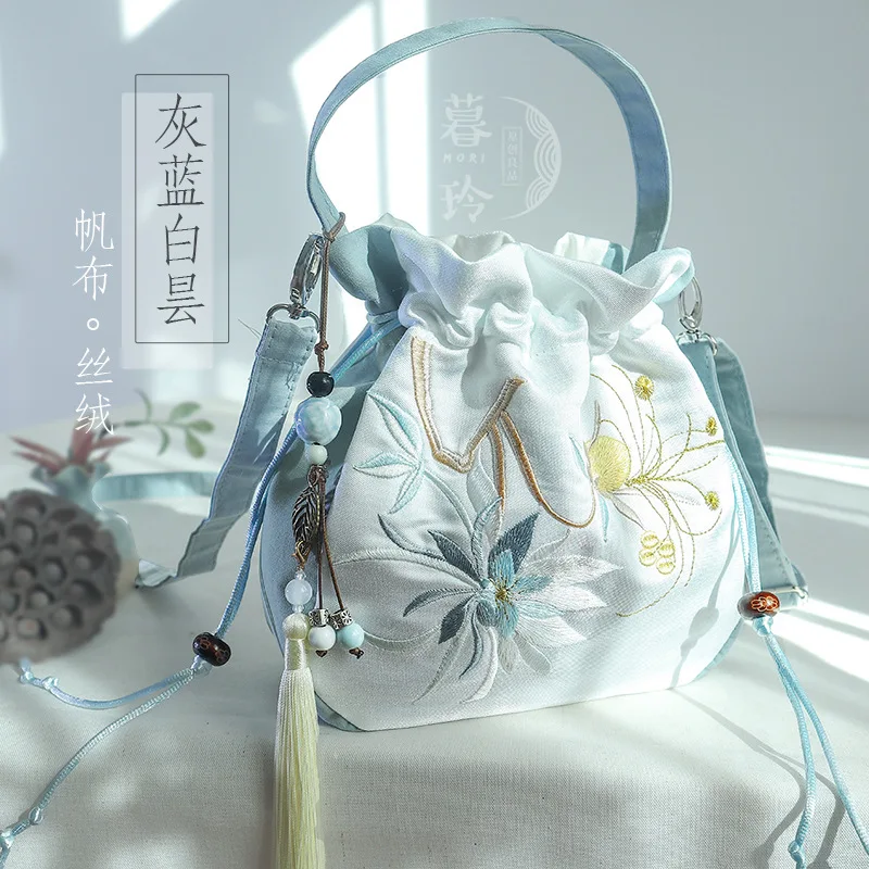 

Ручная сумка через плечо Hanfu с вышивкой в древнем стиле 2025 года