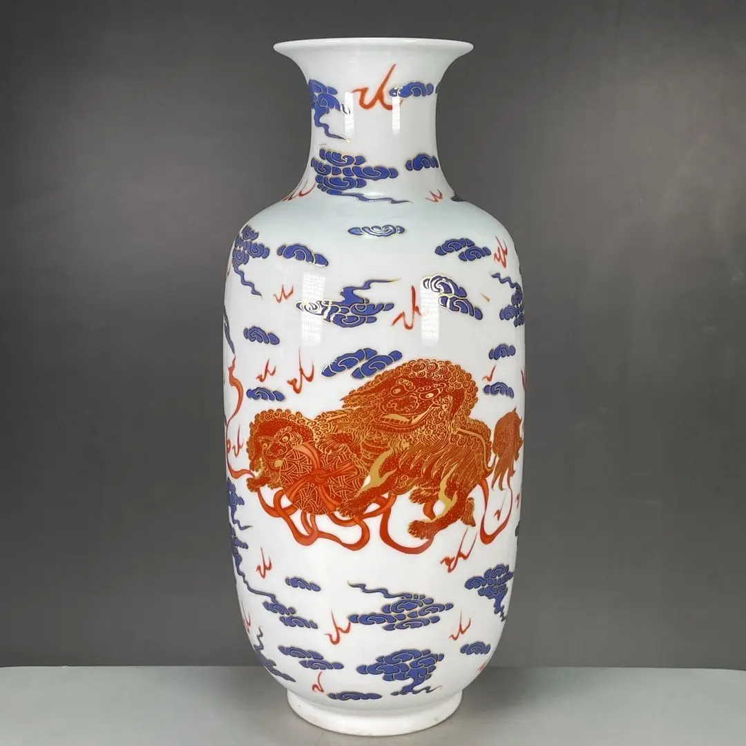 Wucai Hard Enamel Porcelain Reward Vase, Qianlong 