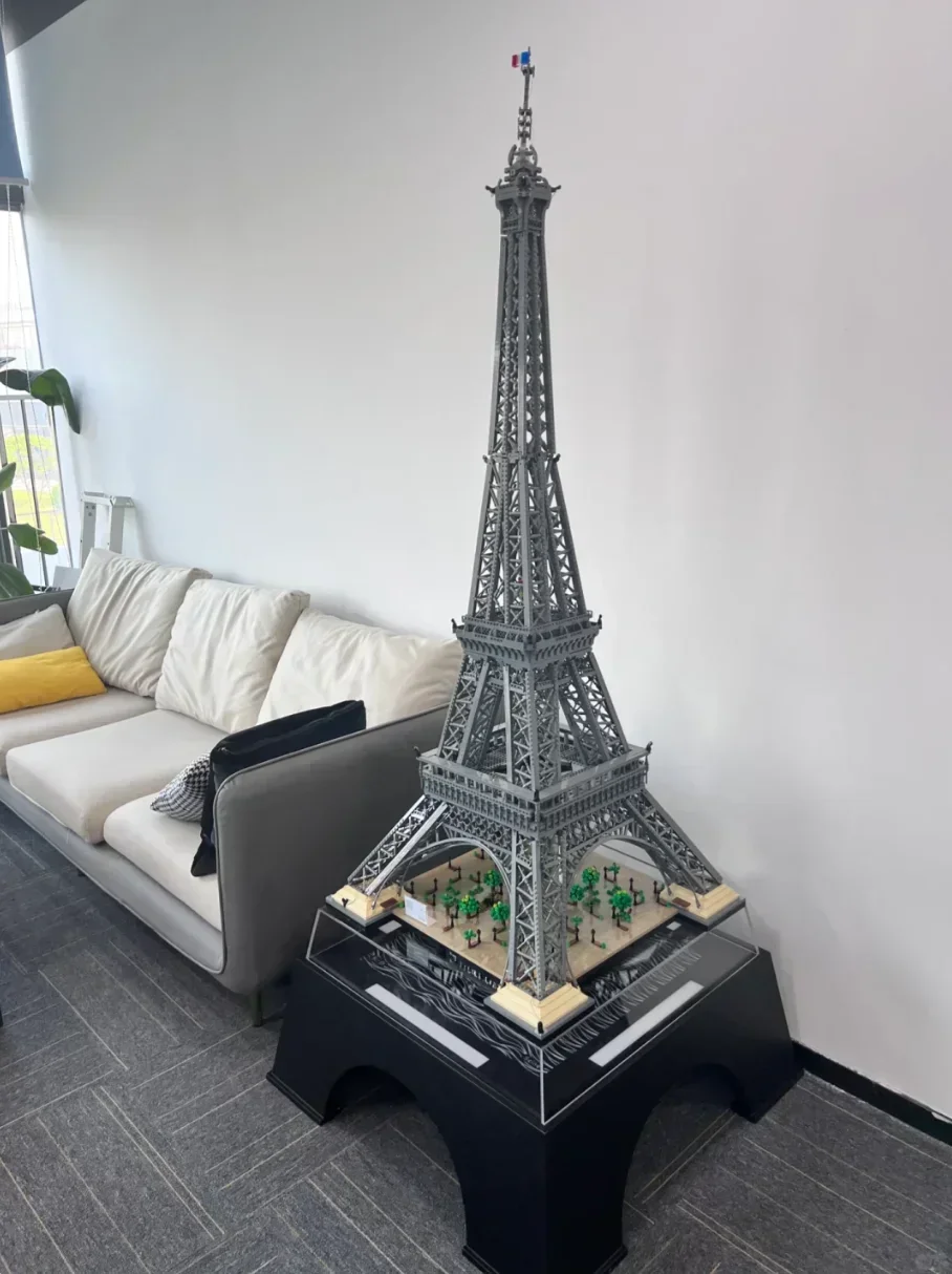 Grandes briques de construction de la tour Eiffel pour enfants, cadeaux d'anniversaire et de Noël, jouet compatible avec 10001, 10307, 10181, en stock, 17002 pièces