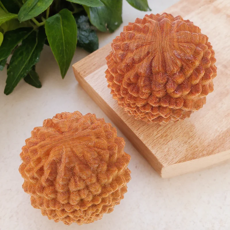 

2pcs Durian-Shaped Wooden Handballs Smooth Muscle Stretch Balls Rolling Massager Home Decoration Fitness Supply Hand Exercise