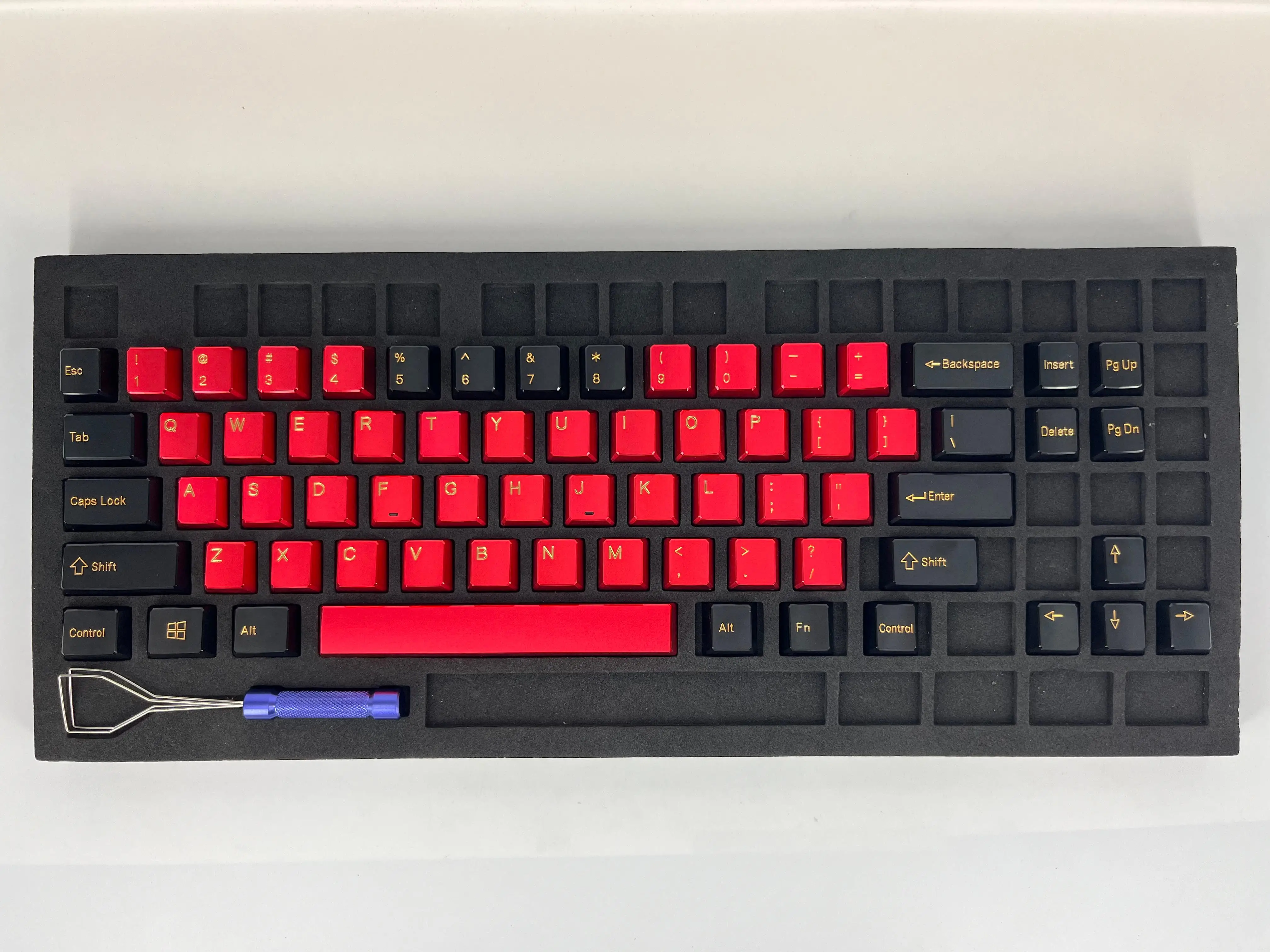 HiUM アルミニウム合金キーキャップセット 68% メカニカルキーボード用