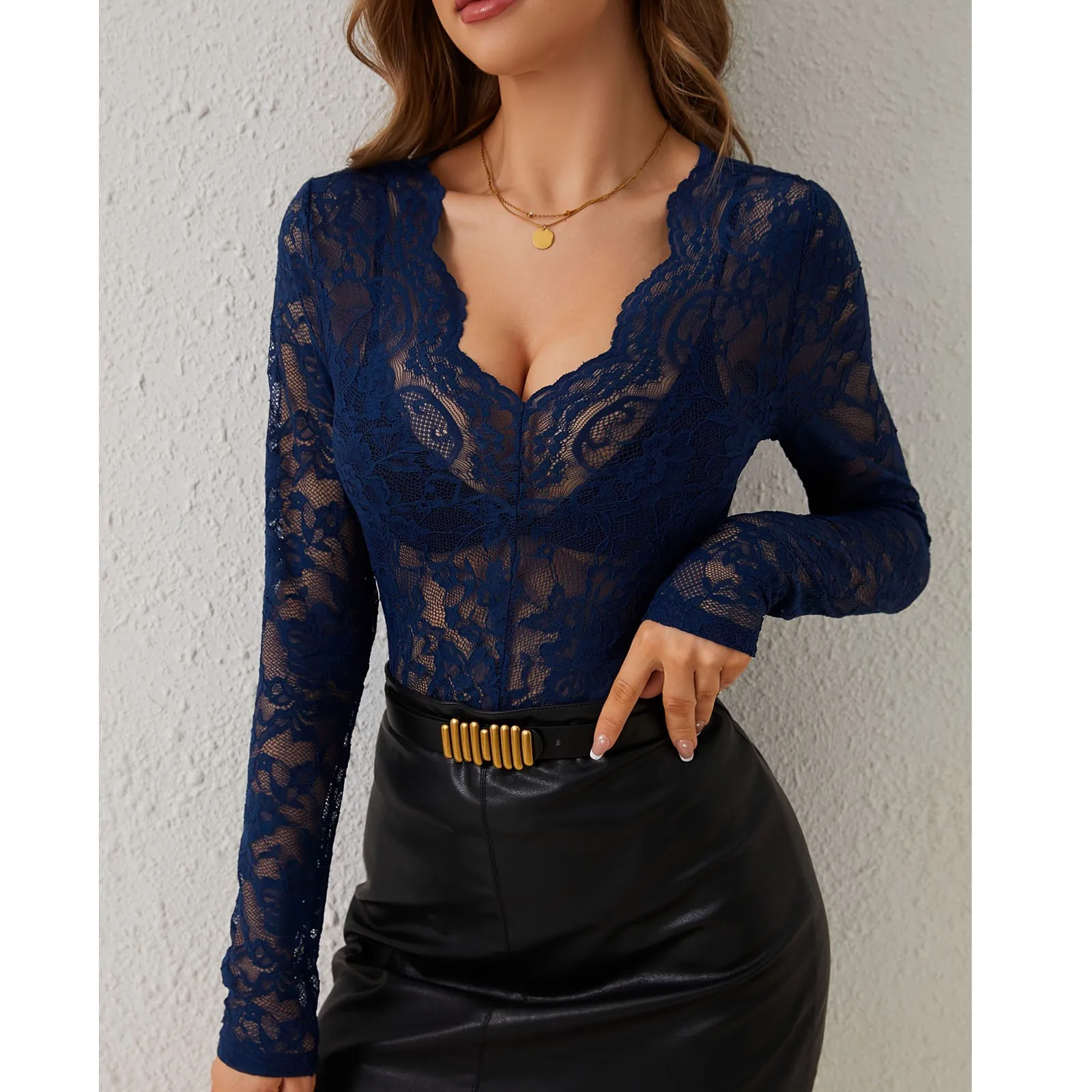 Haut en dentelle pour femme, couleur unie, dentelle florale, Base de décoration en forme d'éventail, petit haut à manches longues, col en V