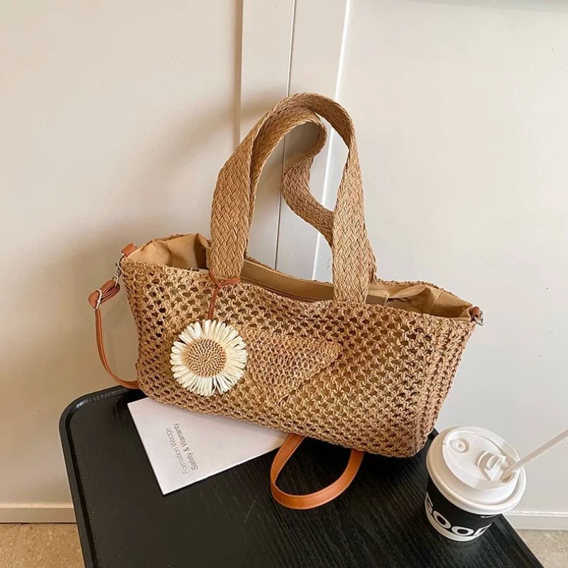

Straw Weaving Shoulder Bags with Flower Female Small Beach Handbag Purse Trendy Cute Bags for Women