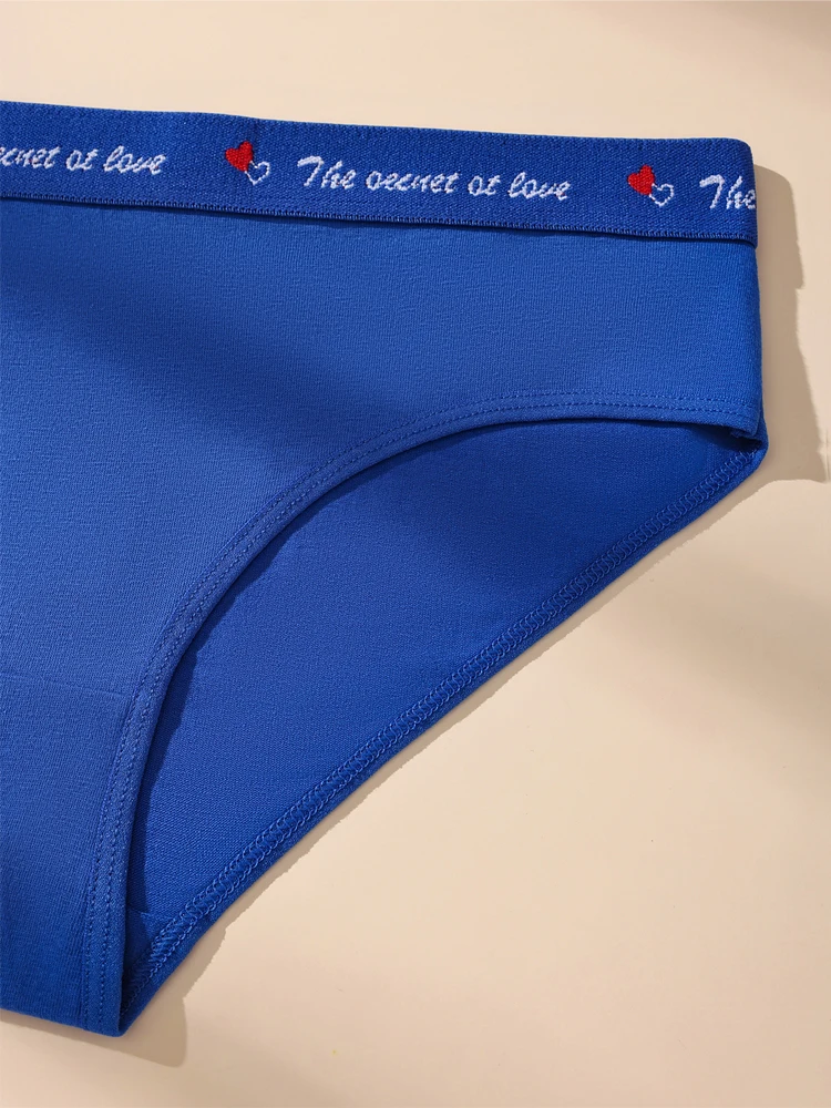 Celana Dalam Wanita 4 Buah Celana Dalam Nyaman Wanita Seksi Celana Dalam Lembut Pakaian Dalam Wanita Katun Celana Dalam Wanita Bertingkat Rendah XS-XL