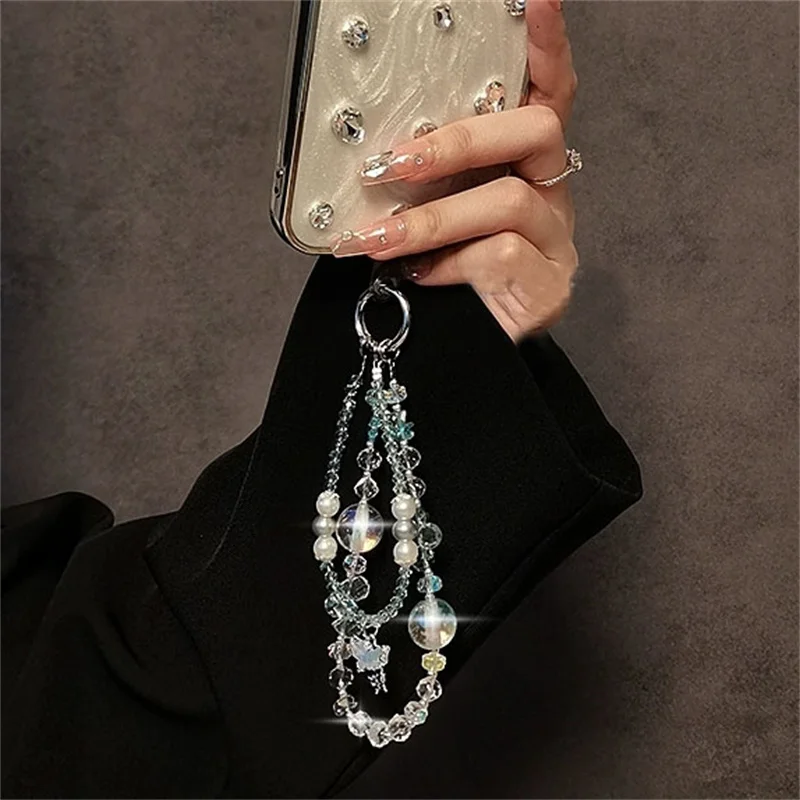 Y2k Luxury Butterfly Crystal Bead Mobile Phone Lanyard Wrist Strap Lady Hand-held Chain Short Anti-lost Cell Phone Key Pendant