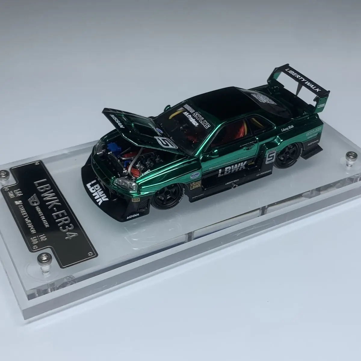 

Diecast SW 1/64 Scale GTR Skyline LBWK-ER34 Alloy Car Model Collectible Toy Gift Souvenir Display Ornament