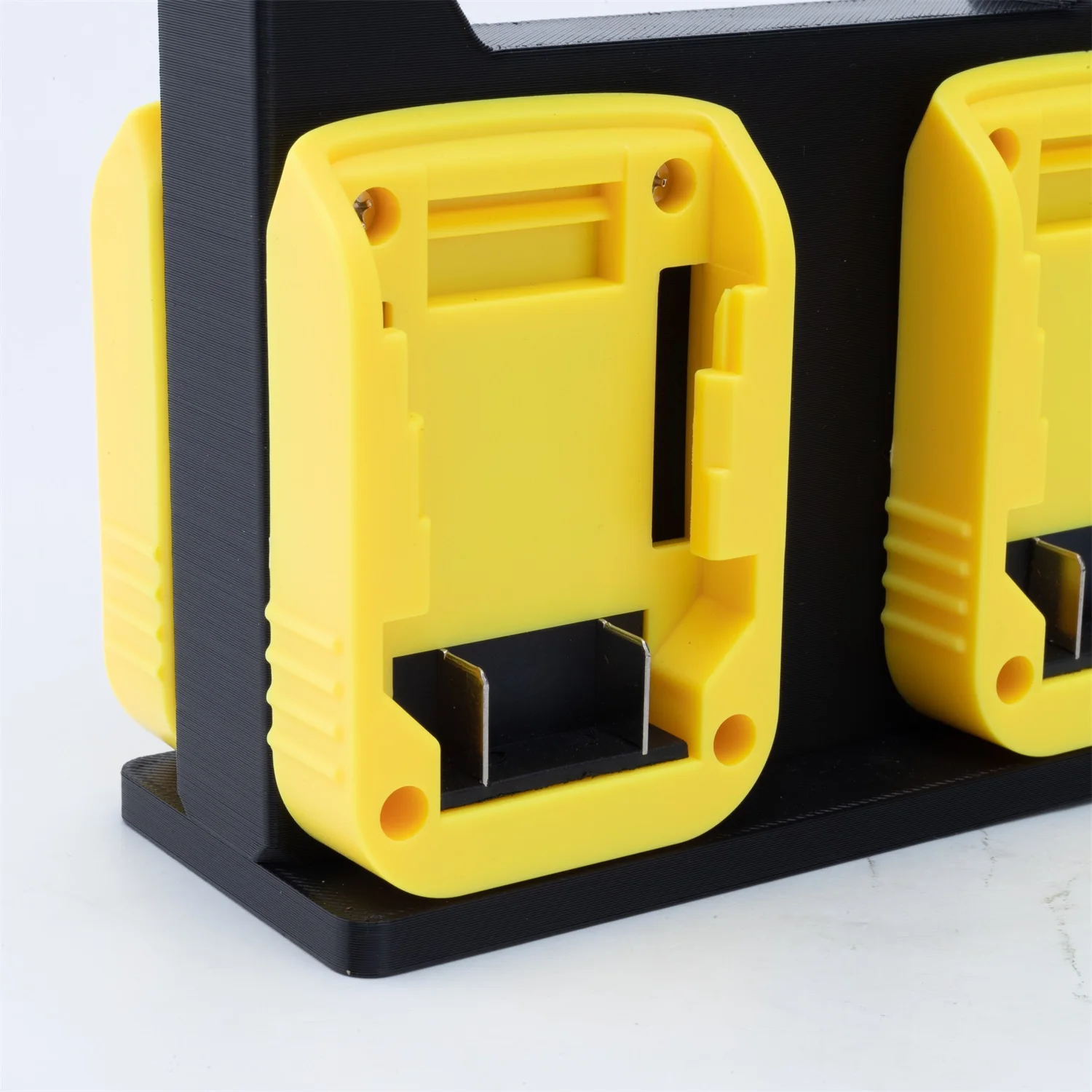 

For Dewalt 20V/60V Lithium Battery Portable Accessories Battery Adapter Extender Compatible with 4 20v Batteries(NO Battery)