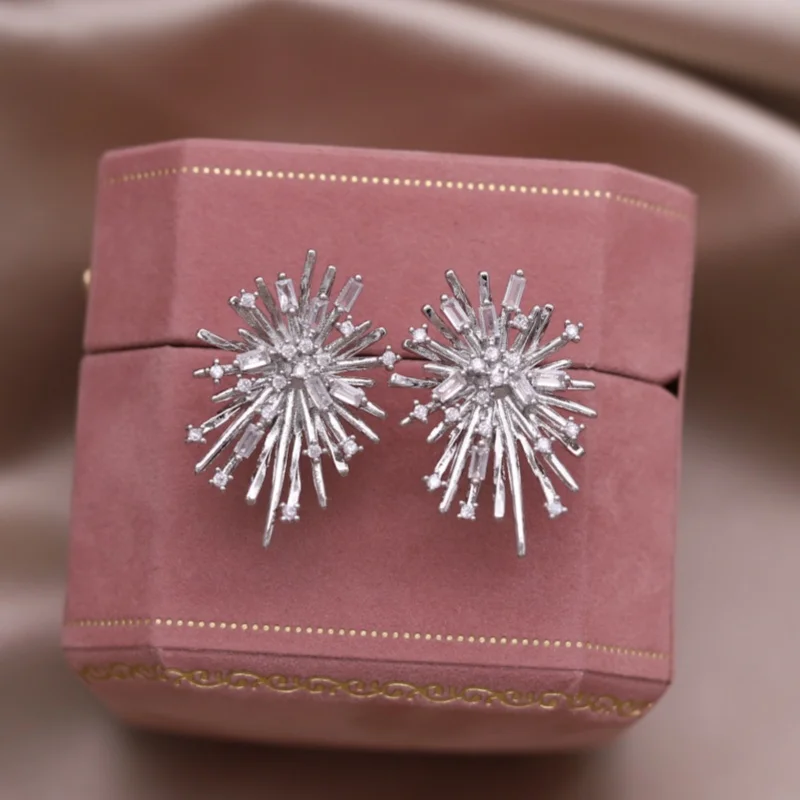 14K Real Gold plating Korea Hot Selling Fashion Jewelry Irregular flower Zircon Earring Personality Women\'s Party Accessories