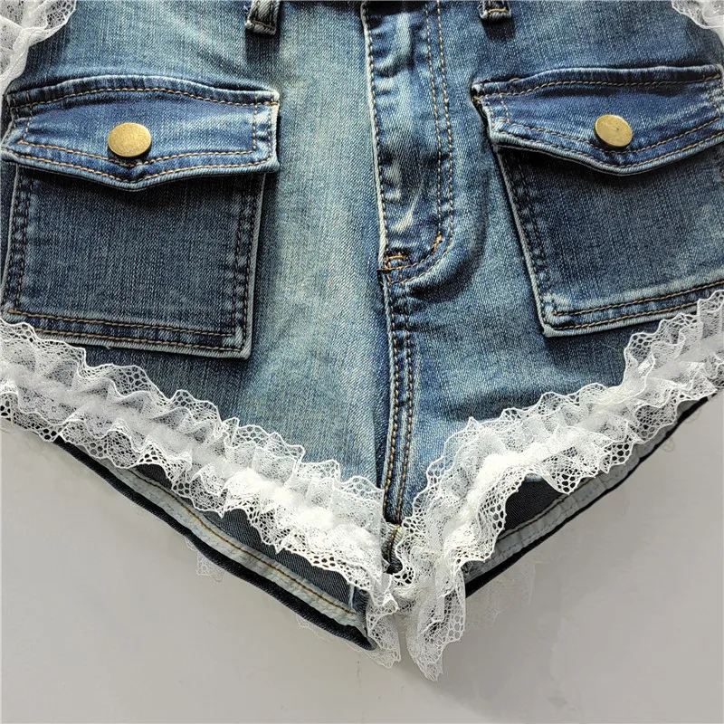 Herbst Neue Vintage-Mode Sexy Mädchen Seite Zipper Spleißen Spitze Mesh Waschen Wasser Alte Denim Shorts Hot Pants Shorts für Frauen