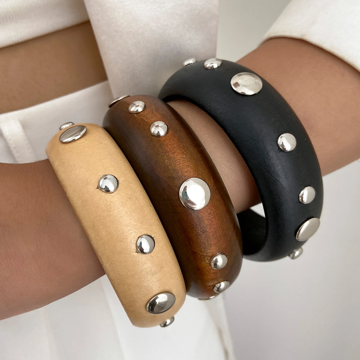 PuRui 2025 Neue Vintage Kreative Runde Holz Armreif Frauen Persönlichkeit Intarsien Niet Mode Armbänder Schmuck Zubehör